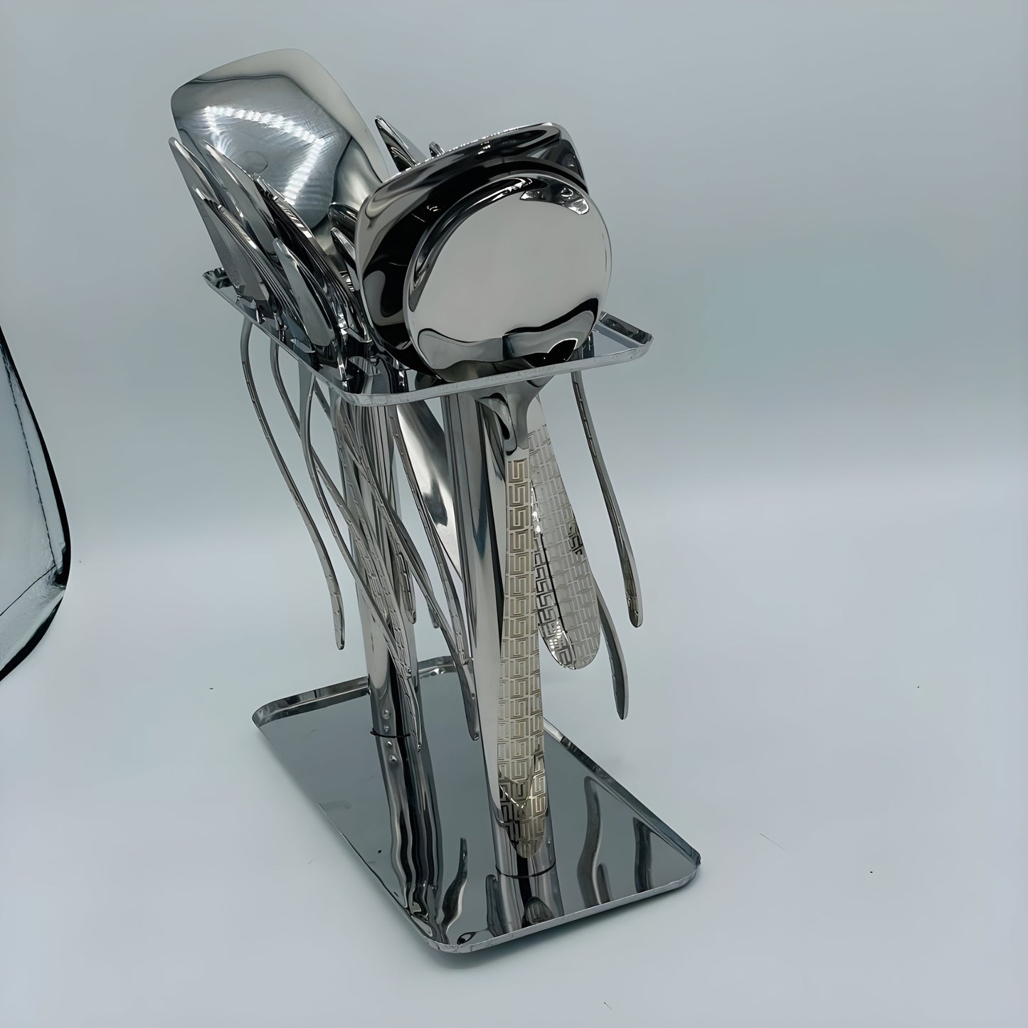 8 Persons set - Royal Luxe Gold Laser-Design Silverware