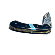 Load image into Gallery viewer, Premium Folding Knife with Textured Blade and Stylish Sheath
