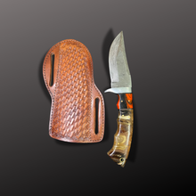 Load image into Gallery viewer, Handmade Damascus Steel Hunting Knife with Leather Sheath
