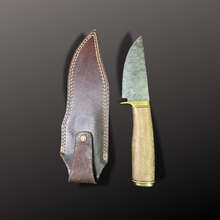 Load image into Gallery viewer, Handmade Damascus Steel Hunting Knife with Leather Sheath
