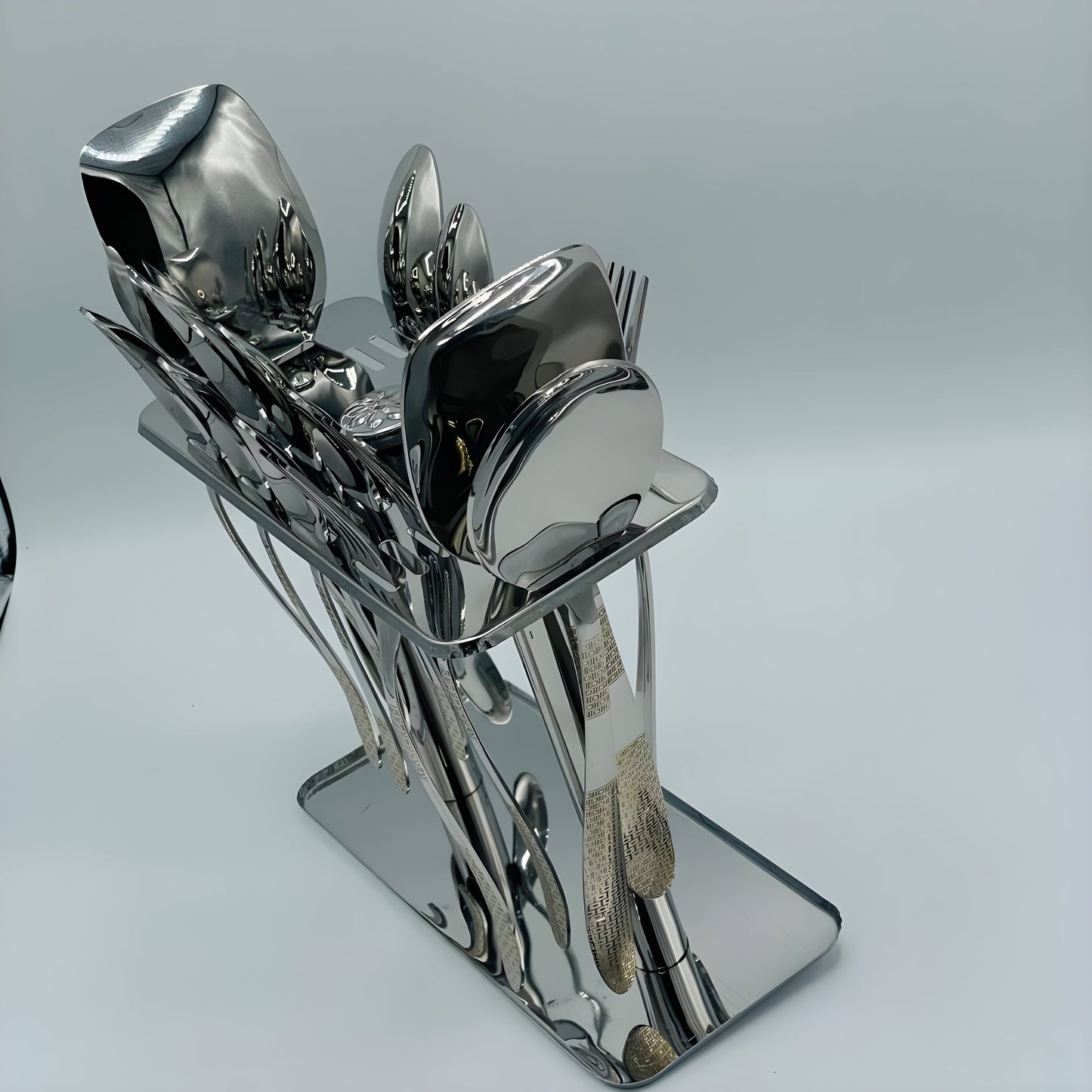 4 Persons set - Elegant Exclusive Gold Plated Laser Stainless Steel Cutlery Set