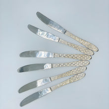 Load image into Gallery viewer, 4 Persons set - Elite Gold-Diamond Engraved Dining Set
