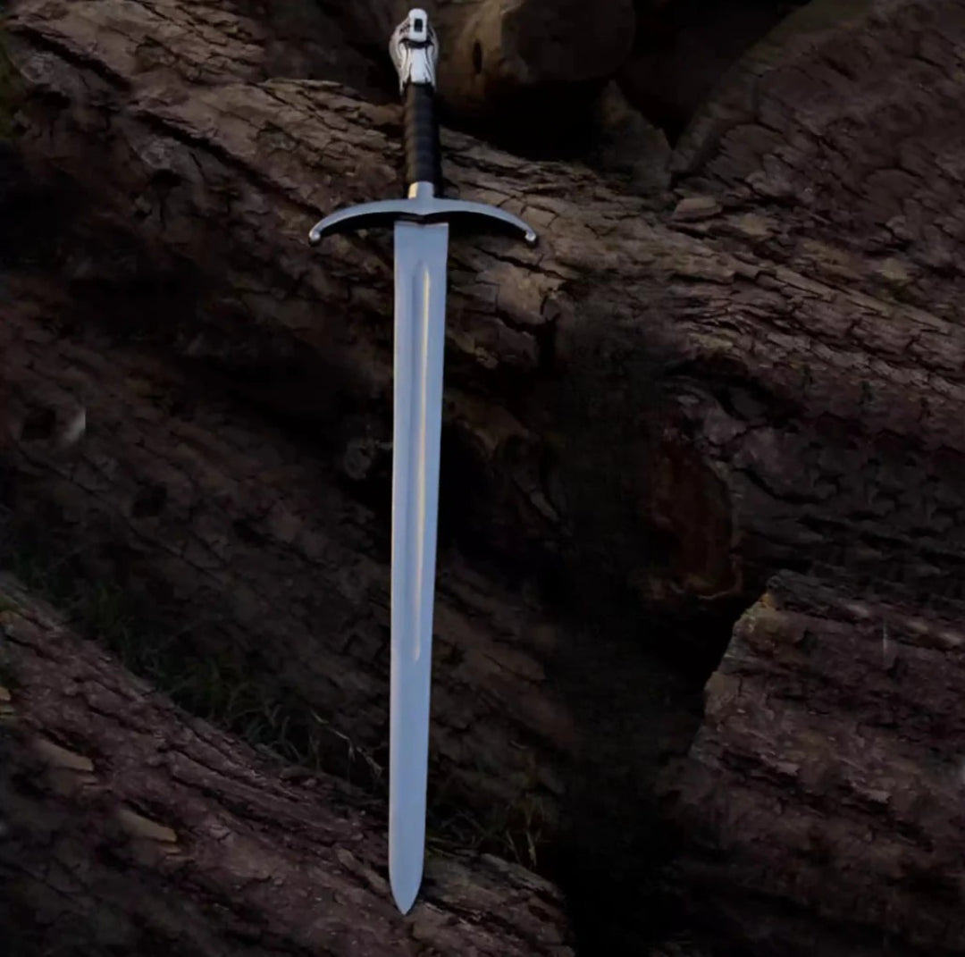 Jon Snow sword