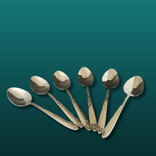 Load image into Gallery viewer, Luxury Laser-Cut Floral Stainless Steel Flatware
